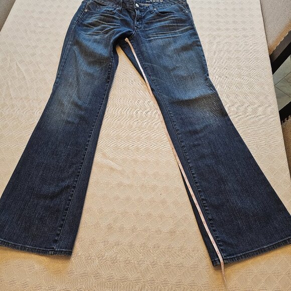 Gap 1969 Women’s Bootcut Jeans – Size 30/10 Long – Medium Wash, Flap Pockets - Picture 2 of 6